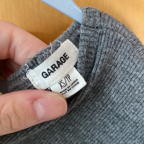 Garage long sleeve - Picture 2 of 2